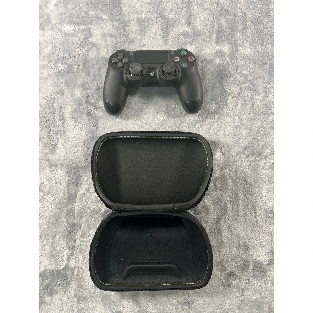 SCUF Infinity 4PS Pro PS4 PC Wireless Controller Black with SCUF Carrying Case